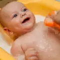 Къпане и тоалет на бебето