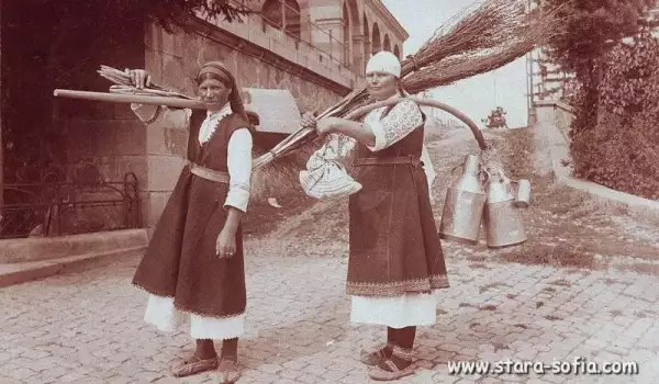 Софийска мода преди 100 години: Как са се обличали нашите баби и прабаби