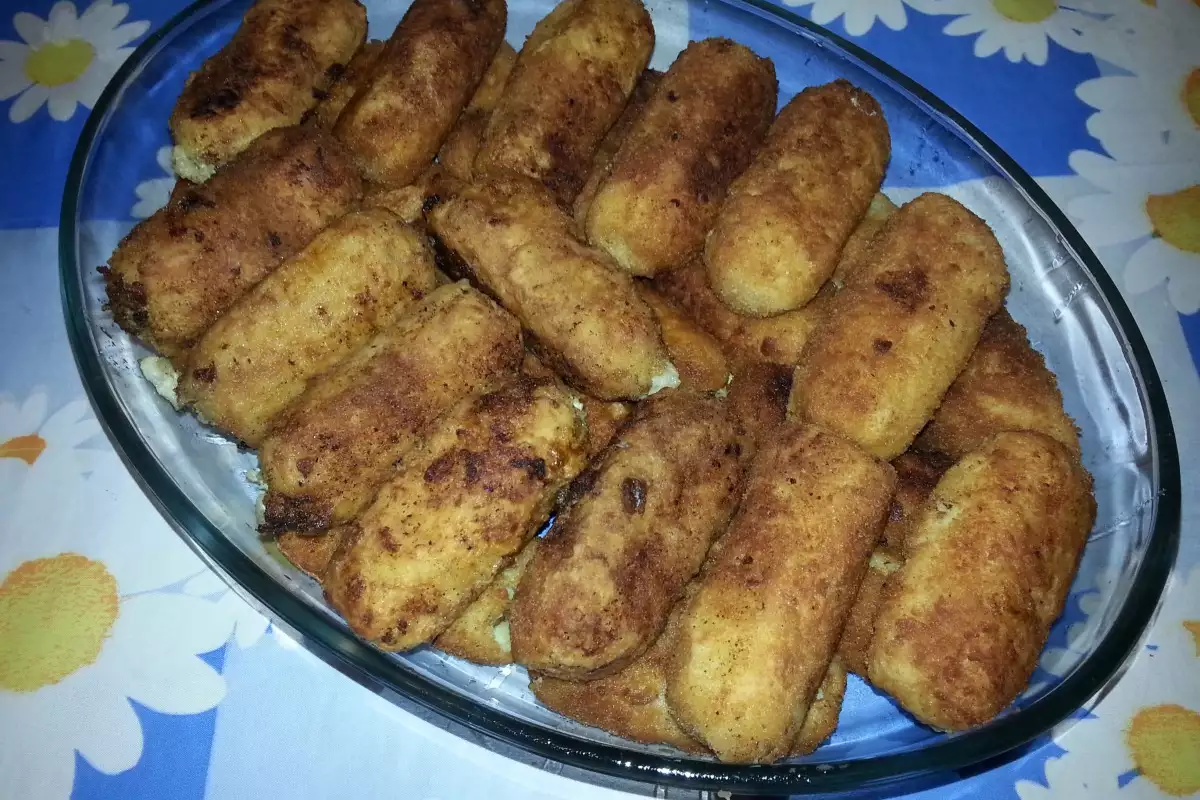 Картофени Крокети с Топено Сирене
