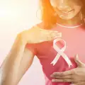 Ранните симптоми при рак на гърдата