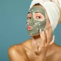 Домашни маски за лице с масло от жожоба