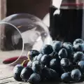 Опасните състояния, които може да излекувате с вино
