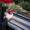 Приятелят ми почина. Как до продължа без него