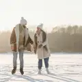 Защо е полезно да караме кънки на лед?