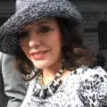 Джоан Колинс: Егото е виновно за разделите в Холивуд