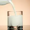 Признаха млякото за спортна напитка
