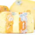 Защо мухълът по сиренето е опасен?