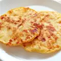 Пърленка с кашкавал на тиган