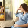 Нормално ли е да те боли корем по време на бременност