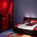 Червената спалня подобрява отношенията между съпрузите