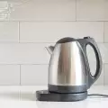 Как да почистим електрическа кана за вода