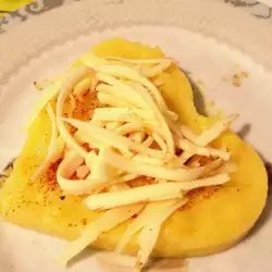 Качамак с яйца и картофи