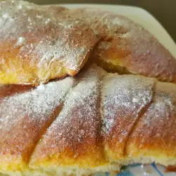 Пухкави канелени кифлички