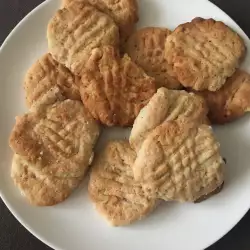 Хрупкави лешникови бисквити
