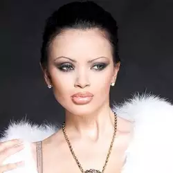 Мария стана официално госпожа Гущерова