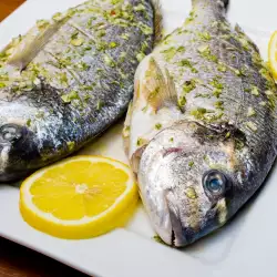 Как да мариноваме риба преди готвене?