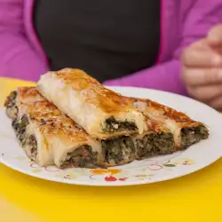 Прави спаначени банички