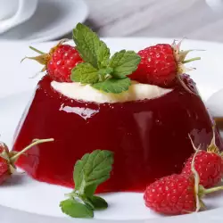 Малинов крем с мляко