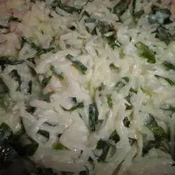 Настъргани ряпа и моркови със сметана