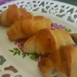 Турски кифлички с мармалад