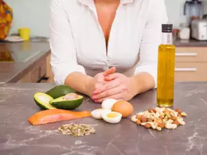 Полезни мазнини за кожа, коса и хормонален баланс