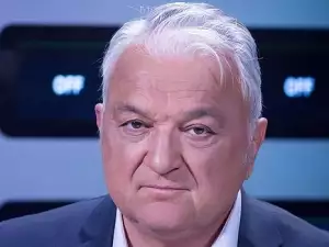 Сашо Диков в лют скандал със зрители