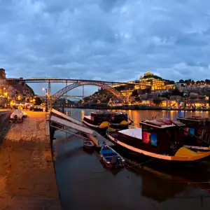 град Вила Нова ди Гая