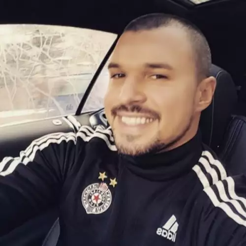 Божинов си има китайци на повикване! Нашенецът е глезеникът на екзотичната страна