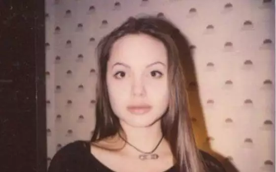 Анджелина Джоли преди
