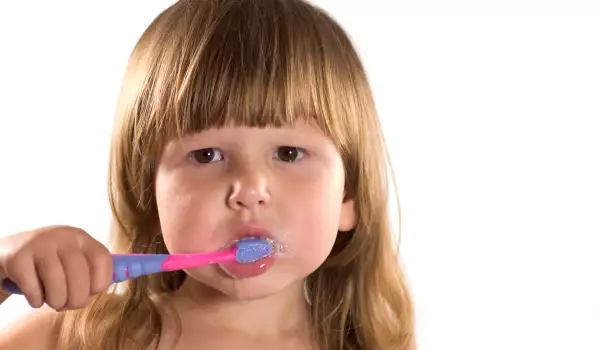 Пастите за зъби развалят детската усмивка