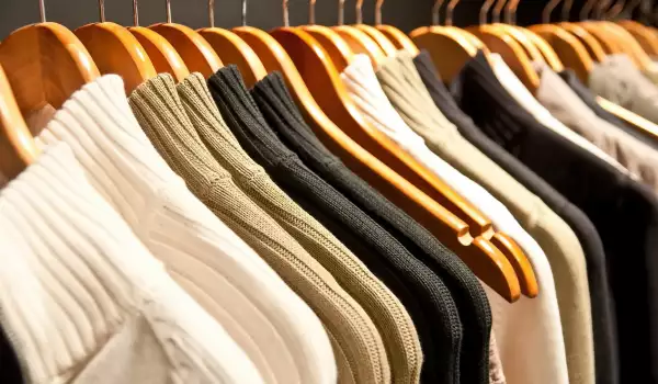 Съвети за съхранение на дрехите в гардероба
