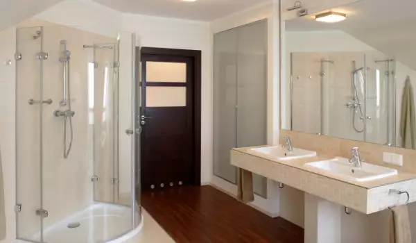 Домашни средства за ефективно почистване на душ кабина