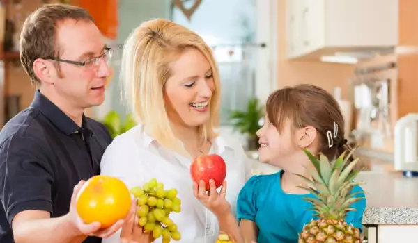 Храненето на родителите е ключово за здравето на детето