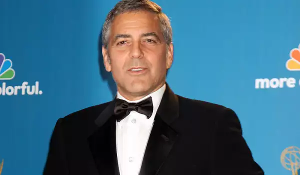 Барът на Джорд Клуни отвори врати