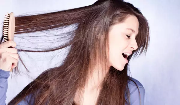 Суха коса – ето как да поправите проблема!