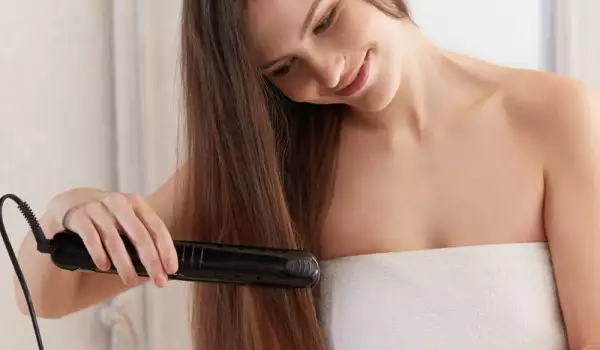 Изправяне на косата