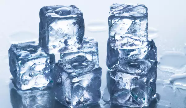 кубчета лед