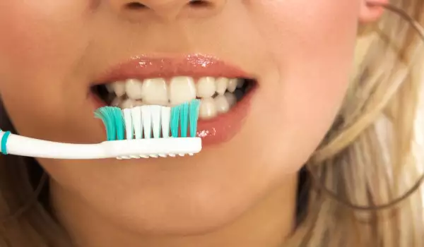 Мийте зъбите редовно, за да живеете по-дълго