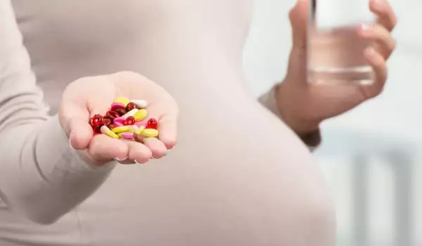 Фолиевата киселина е много полезна за бременните жени