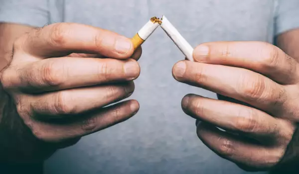 Седем сексуални причини да откажете цигарите