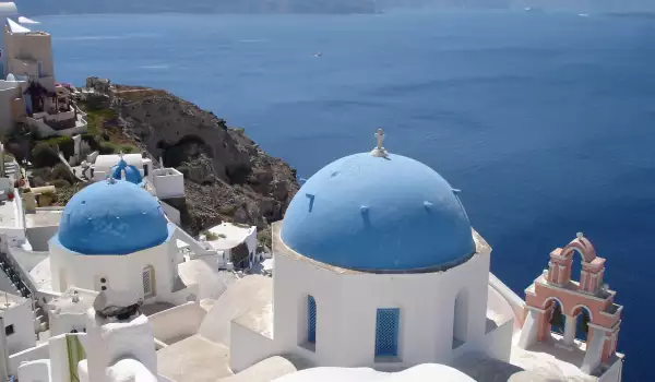 Гръцки остров си отглежда столетници с козе мляко