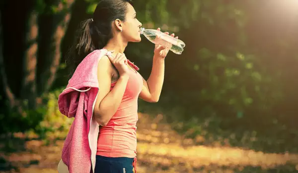 пиенето на вода е доказан метод за отслабване