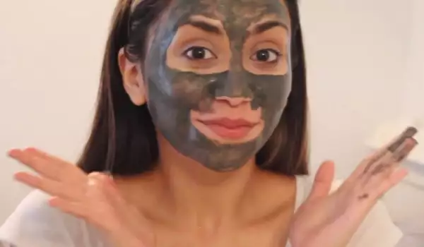 Защо трябва да използвате маски за лице с активен въглен