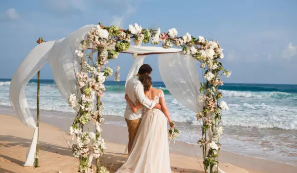 Сватба на плажа