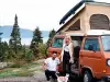 Вижте смайващата двойка, която заряза всичко, за да живее във ван