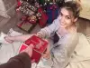 Скандална! Щерката на Гала само по сутиен и шампанско