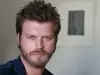 Плачете дами! Турският Брад Пит се ожени