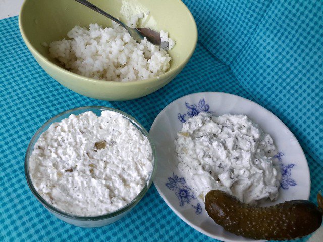 Ориз с кисели краставички