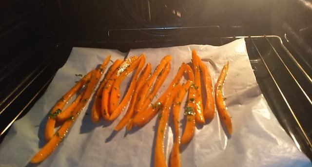 Хрупкави моркови на фурна