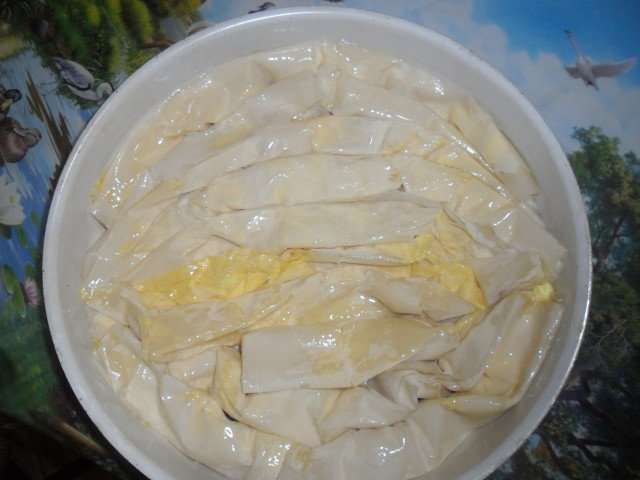 Вита баница със сирене и масло